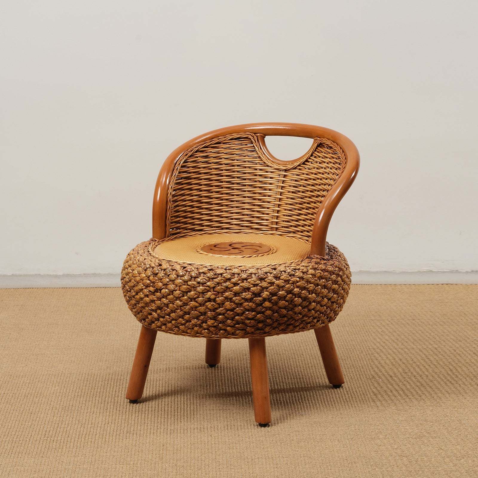 Minimalist Rattan Wood Round Chair — D
