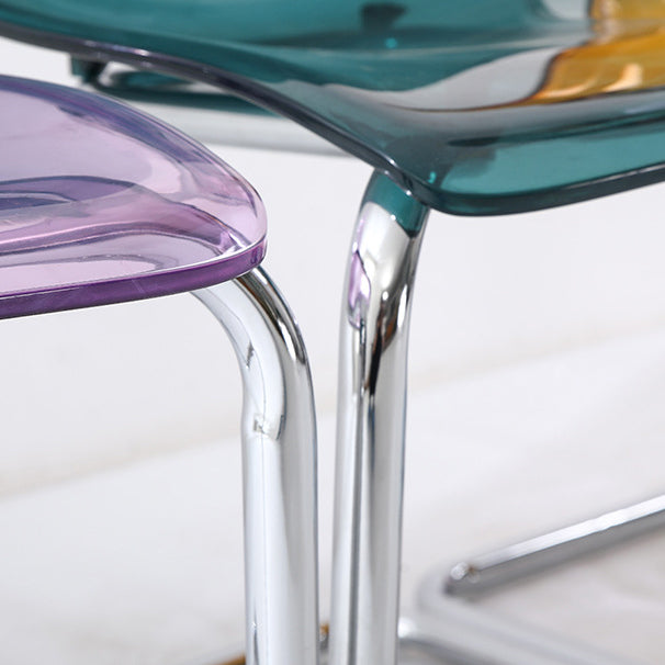 Minimalist Plastic Metal Curved Dining Chair