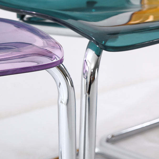 Minimalist Plastic Metal Curved Dining Chair