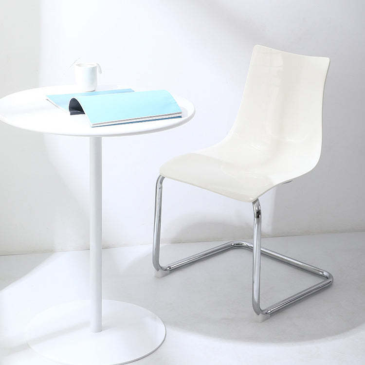 Minimalist Plastic Metal Curved Dining Chair