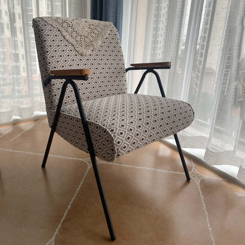 Traditional v-leg wood accent chairs in fabric — Black