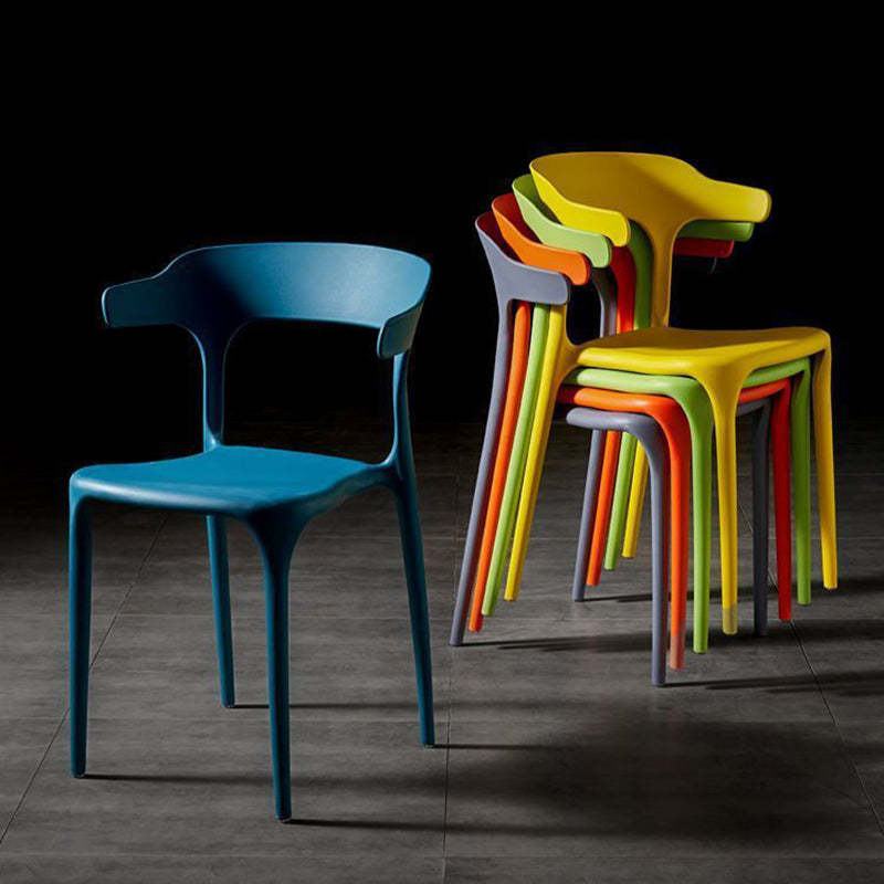 Scandinavian Stackable Arc Plastic Dining Chair — Pink