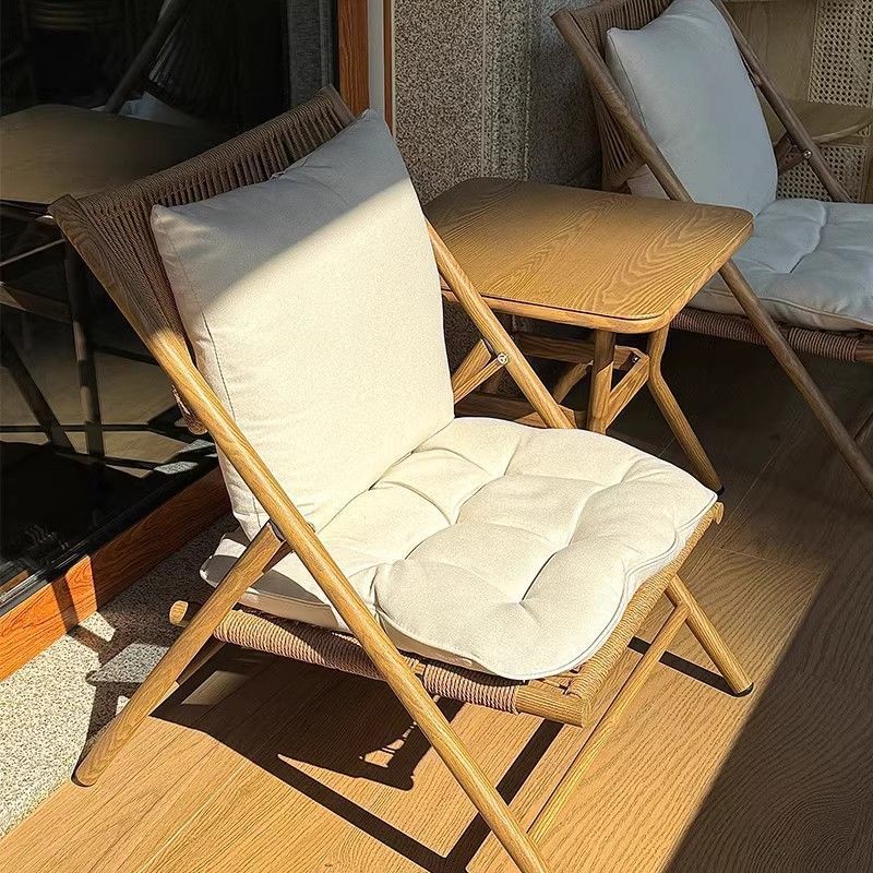Rustic Rattan Foldable Recliner