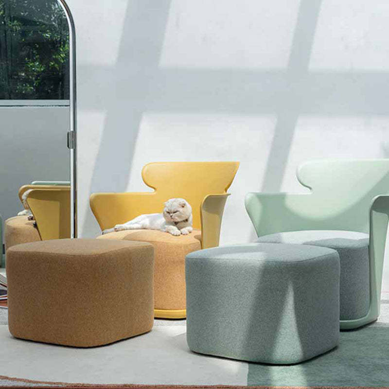 Nordic Curved Fabric Plastic Accent Chair