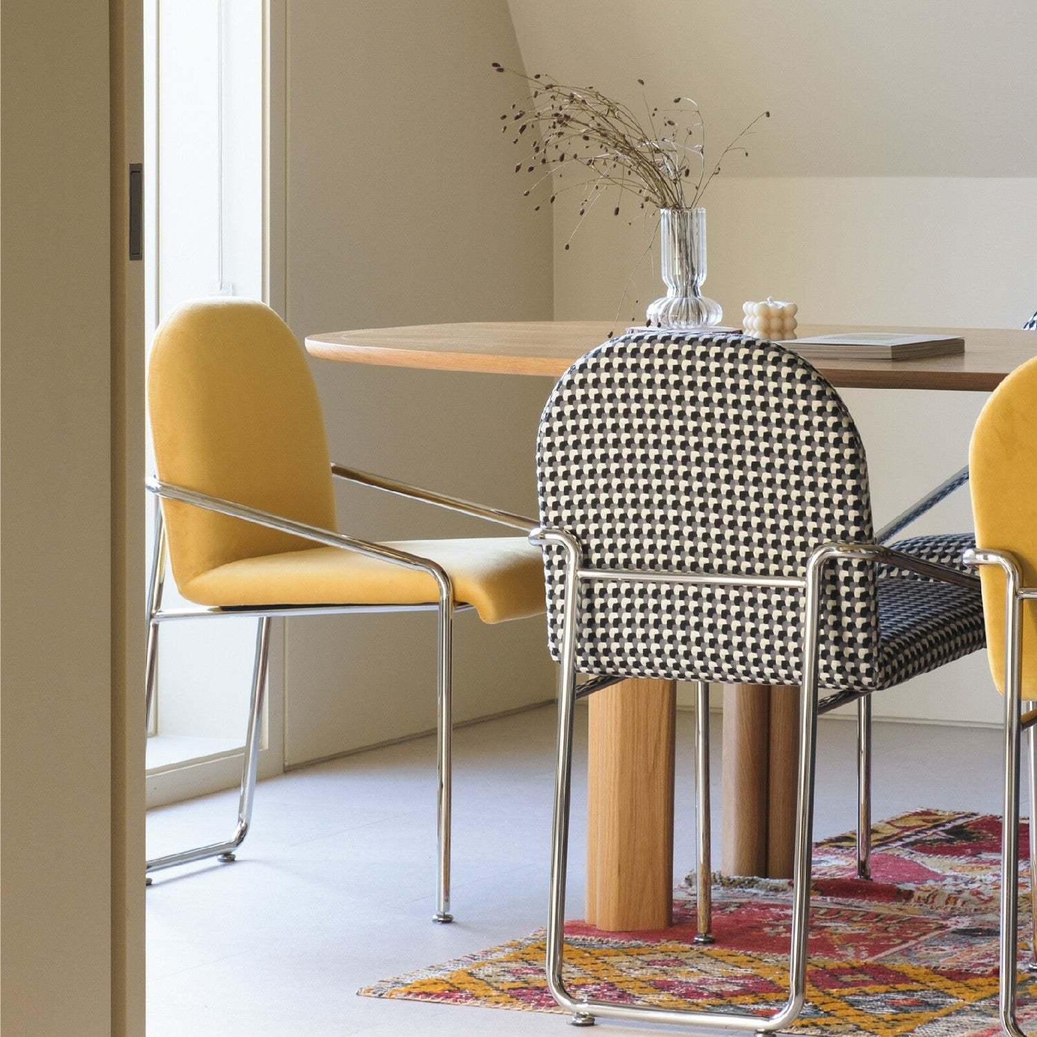 Nordic Curved Flannel Steel Dining Chair — Green & White Checkered