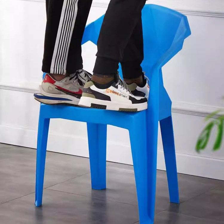 Contemporary Plastic Dining Chair — White