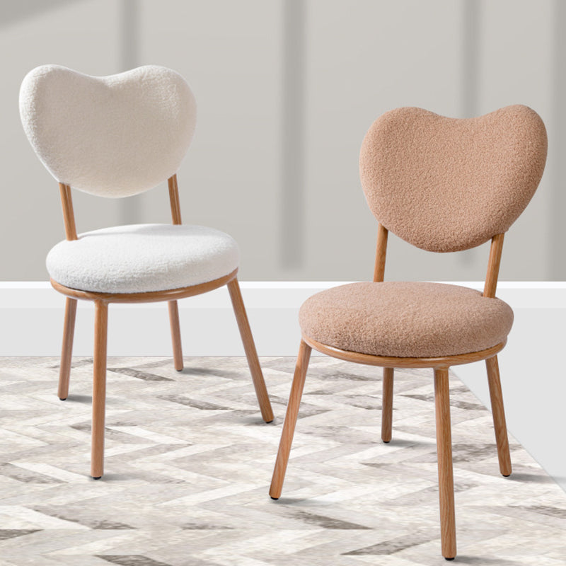 Modern Shabby Lamb Fleece Heart-Shaped Vanity Stool