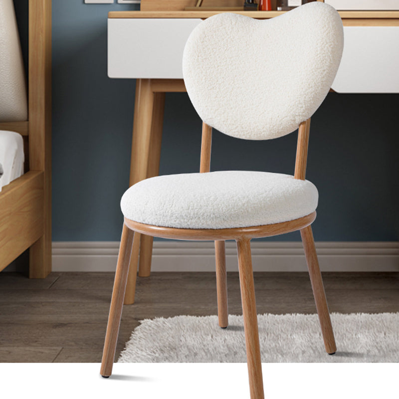 Modern Shabby Lamb Fleece Heart-Shaped Vanity Stool