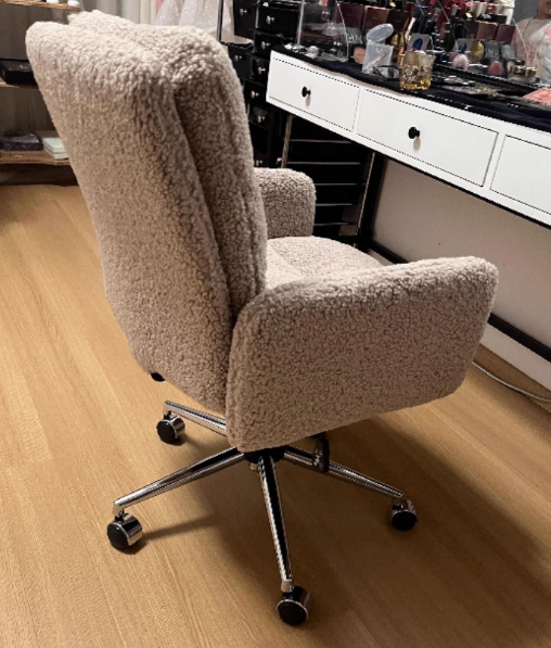 Minimalist Liftable Swivel Lambswool Desk Chair