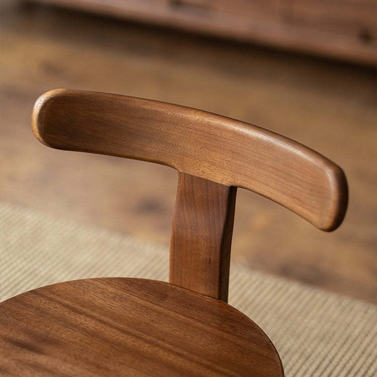 Minimalist Swivel Kids Round Wood Chair
