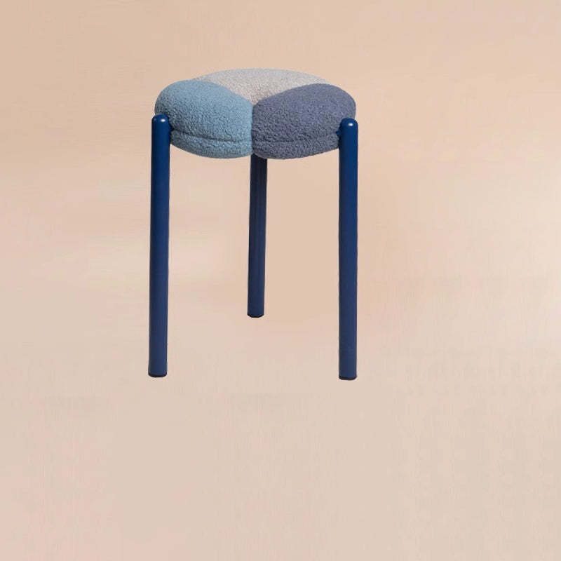 Minimalist round teddy accent chairs in metal — Blue