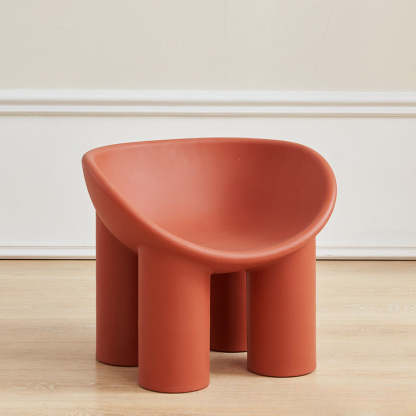 Contemporary Elephant-Leg Plastic Curved Chair