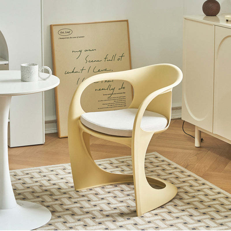 Scandinavian Curve Dining Chair