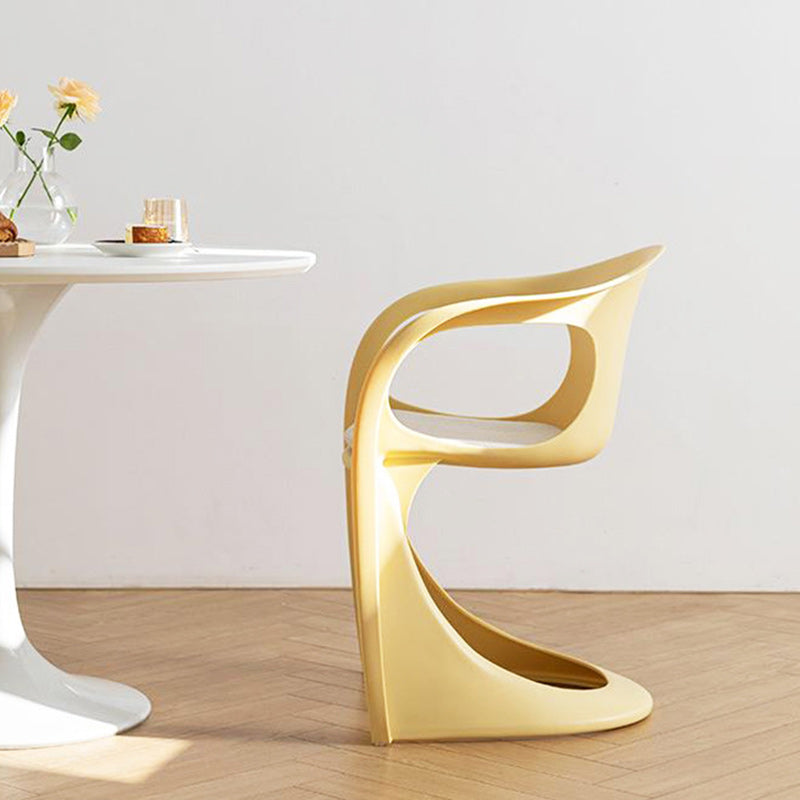 Scandinavian Curve Dining Chair