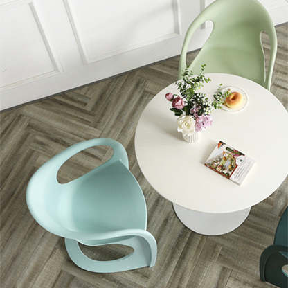 Scandinavian Curve Dining Chair