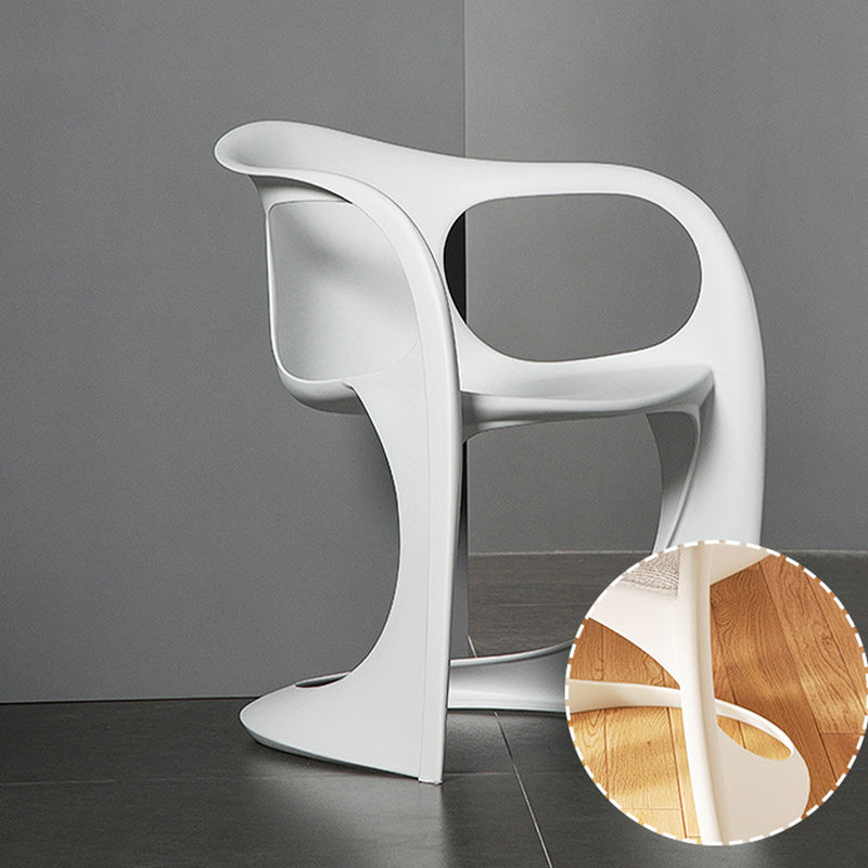 Scandinavian Curve Dining Chair — Light Green