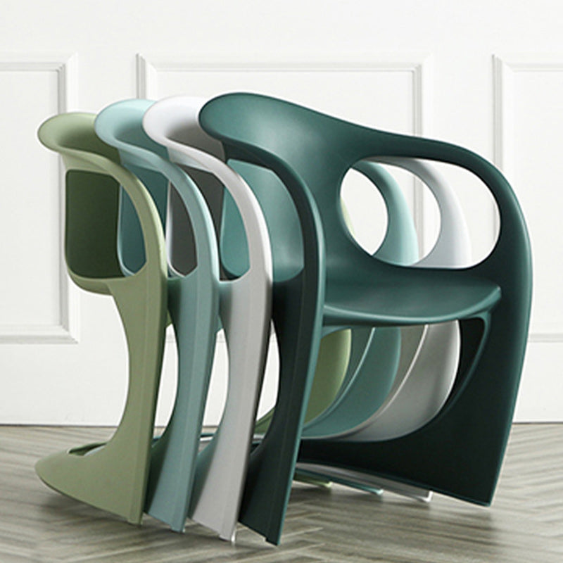 Scandinavian Curve Dining Chair — Blue
