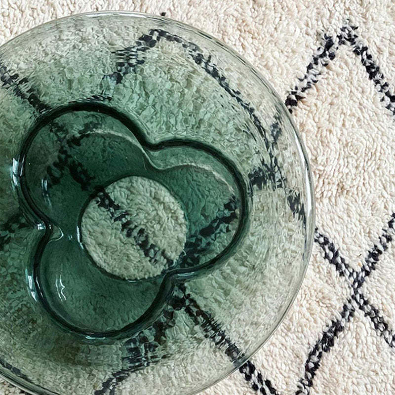Minimalist Round Hardened Glass Coffee Table