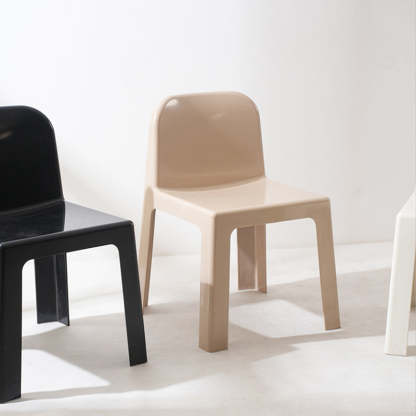 Minimalist Plastic Dining Chair