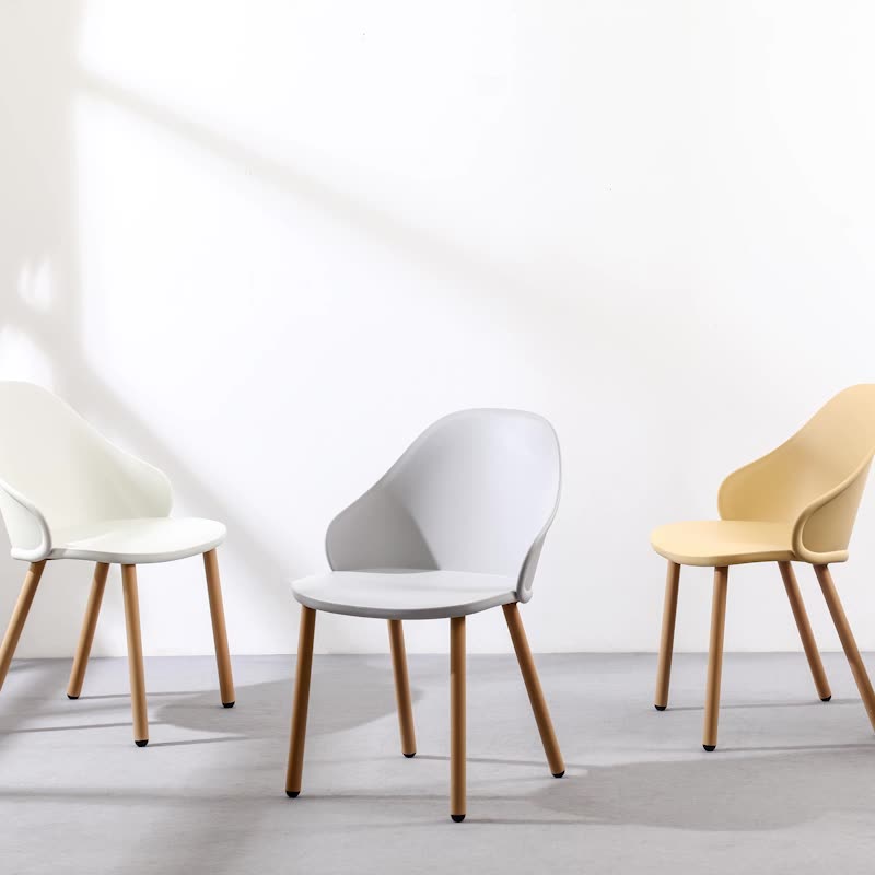 Scandinavian Sleek Plastic Dining Chair — Beige