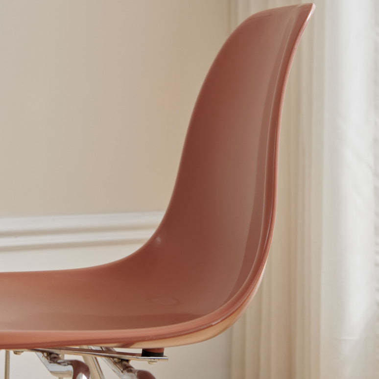 Mid-Century Trapezoid Plastic Iron Dining Chair — Bule