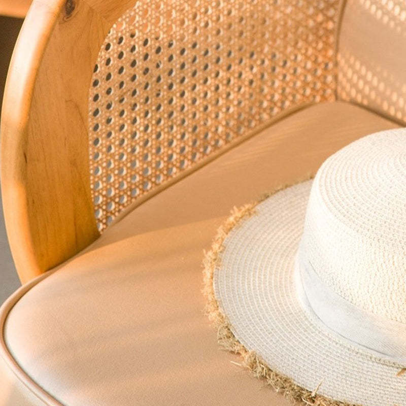 Minimalist Tech Fabric Half-Round Accent Chair — Leather & White