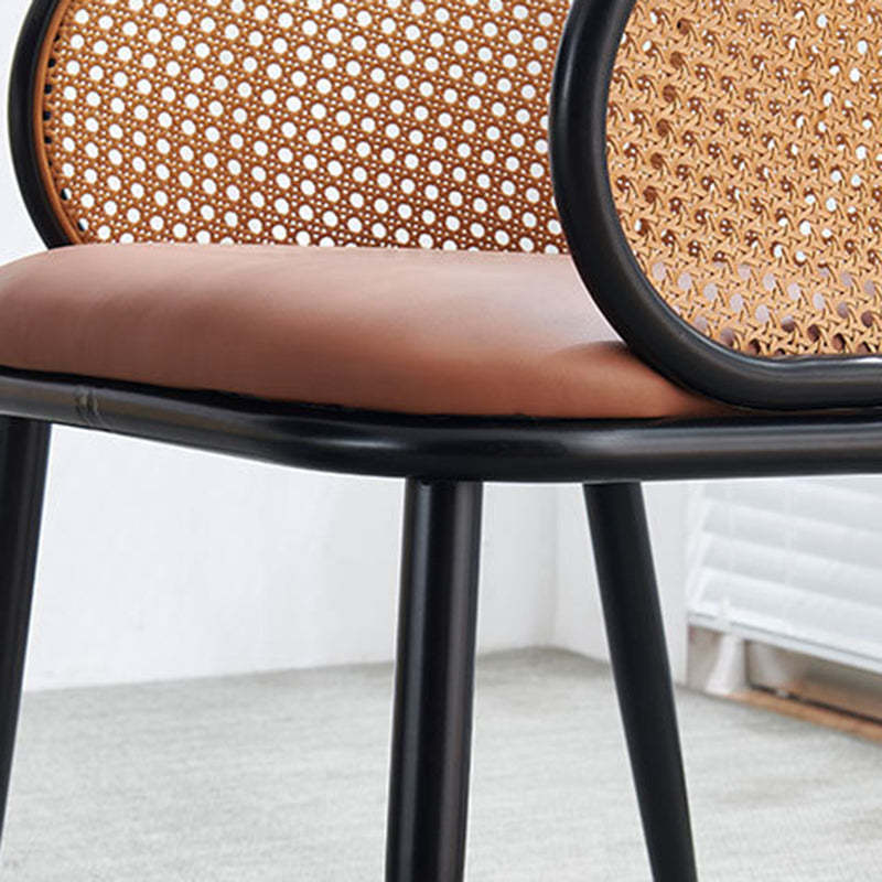 Minimalist Half-Bag U-Curved Leather Dining Chair — Black / Dark Brown