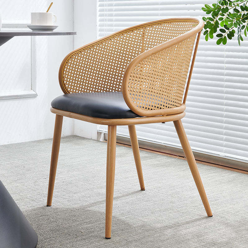Minimalist Half-Bag U-Curved Leather Dining Chair — Black / Black