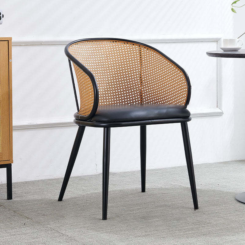Minimalist Half-Bag U-Curved Leather Dining Chair