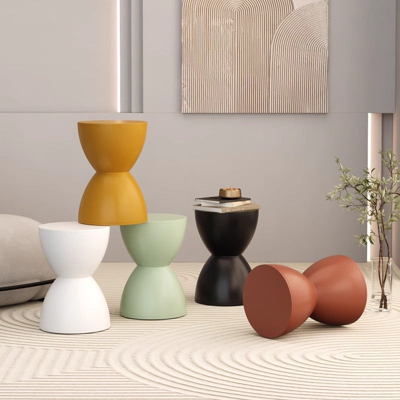 Minimalist Hourglass Round Plastic Chair — Light Gray