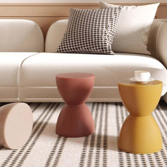 Minimalist Hourglass Round Plastic Chair — Light Pink
