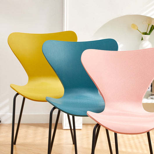 Irregular Curved Metal Dining Chair — Silver / Blue