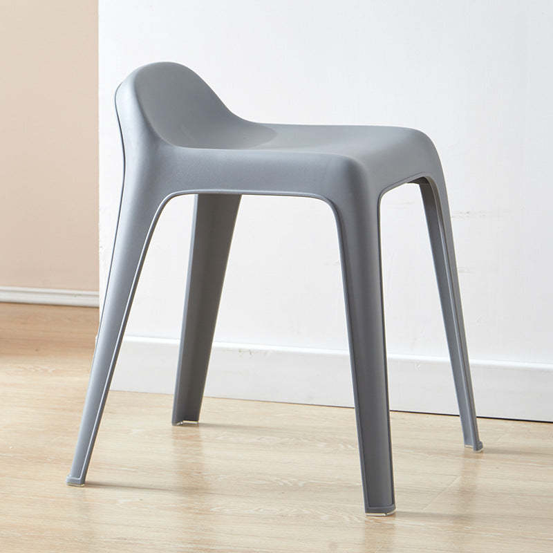 Minimalist Curved Plastic Chair