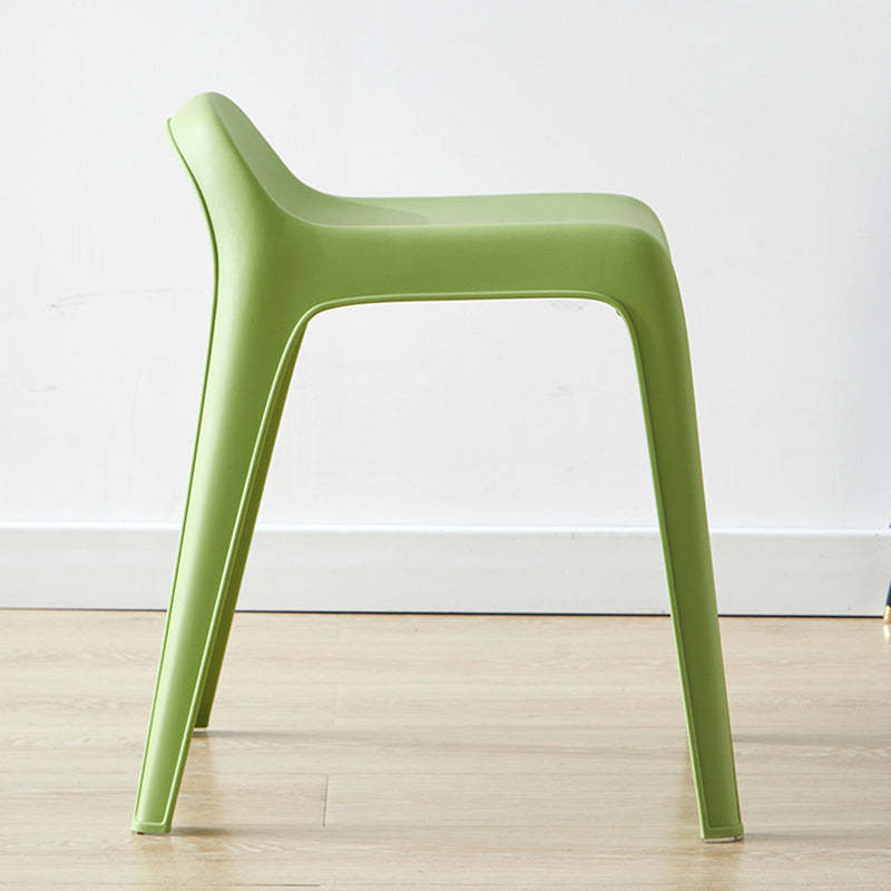 Minimalist Curved Plastic Chair