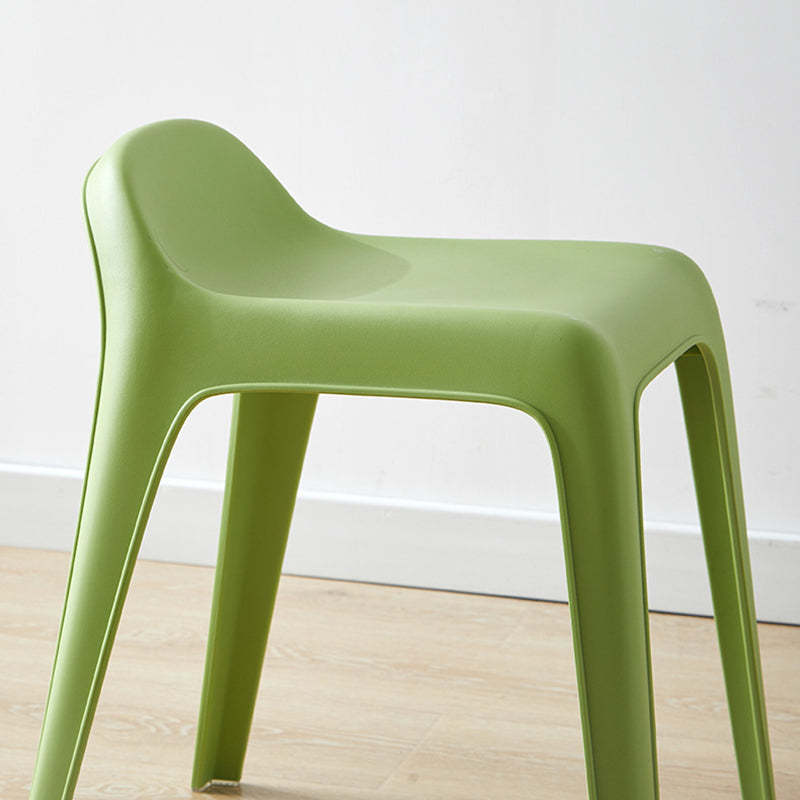 Minimalist Curved Plastic Chair