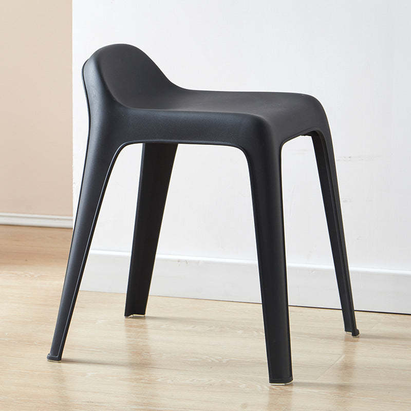 Minimalist Curved Plastic Chair