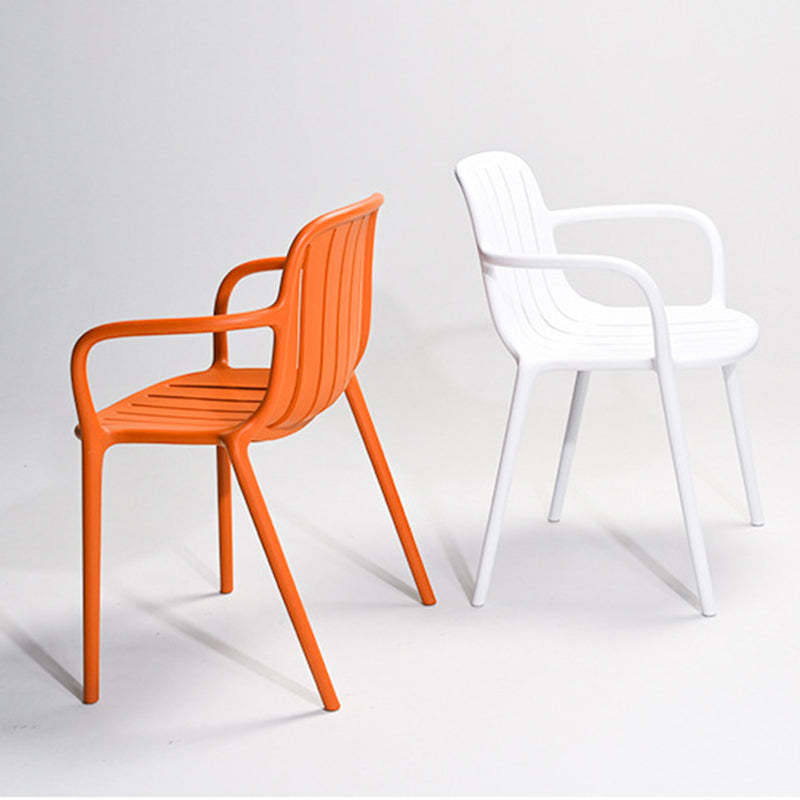 Scandinavian Bend Seam Plastic Dining Chair — Dark Gray