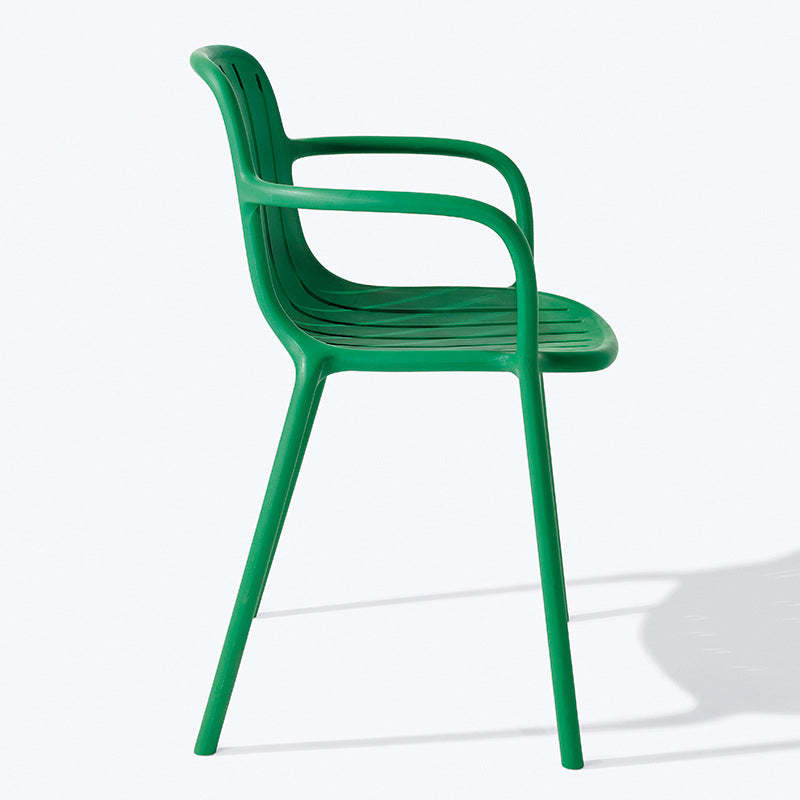 Scandinavian Bend Seam Plastic Dining Chair