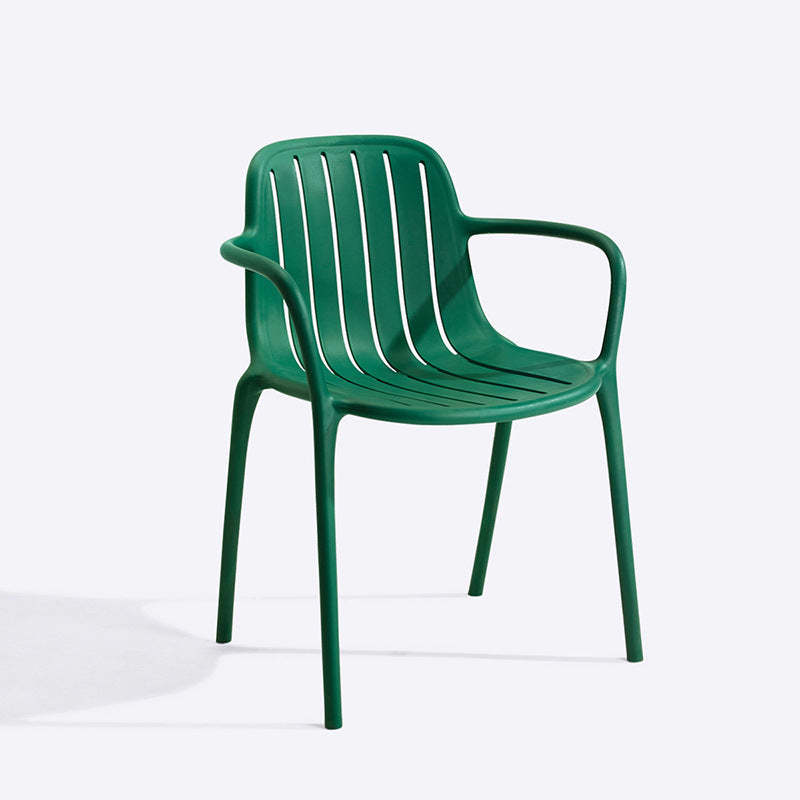Scandinavian Bend Seam Plastic Dining Chair — Red