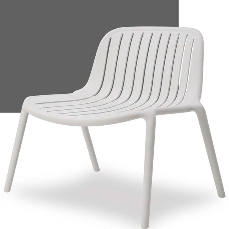 Scandinavian Curved Seam Chair — White