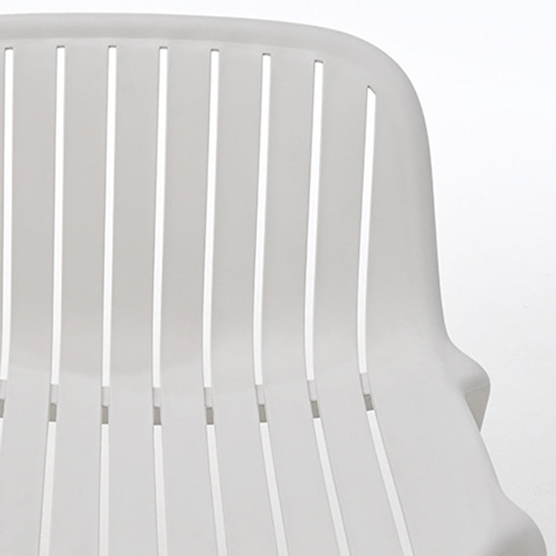 Scandinavian Curved Seam Chair