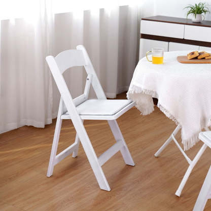 Minimalist Foldable Plastic Chair