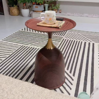 Minimalist Carbon Steel Round Side Table