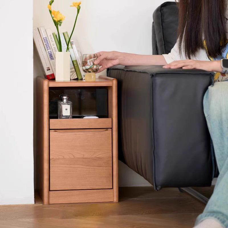 Nordic Wood 2-Drawer Nightstand