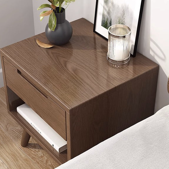 Minimalist Rubberwood Rounded Nightstand 1-Drawer