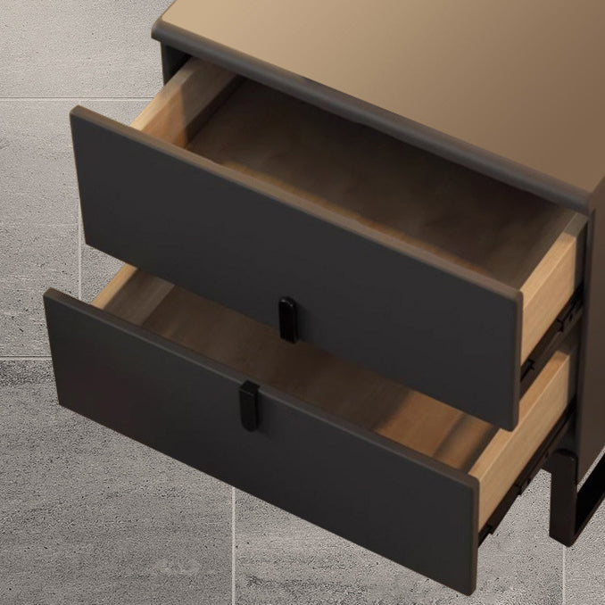 Minimalist Solid Wood 2-Drawer Nightstand