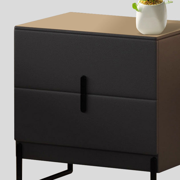 Minimalist Solid Wood 2-Drawer Nightstand