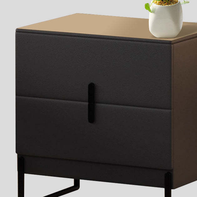 Minimalist Solid Wood 2-Drawer Nightstand