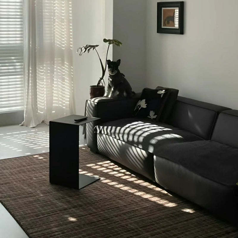 Minimalist Geometric Steel 2-Tier End Table — Gold