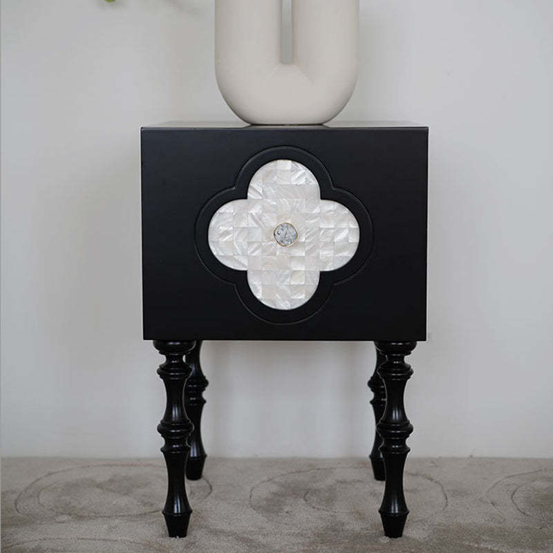 Scandinavian Clover Wood Nightstand 1-Cabinet